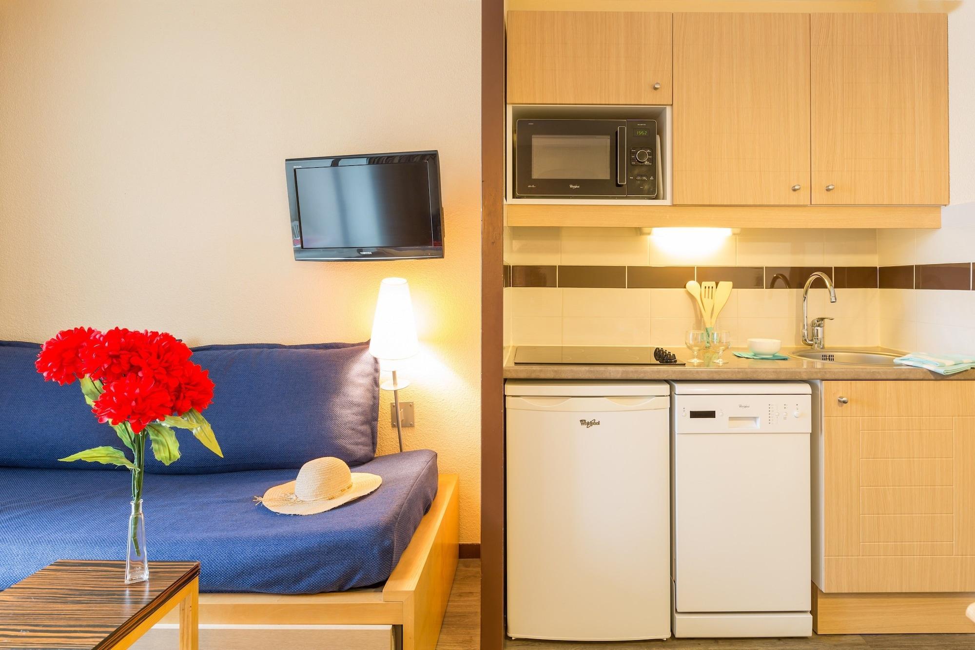 تروفيي سور مير Sowell Residences Le Port المظهر الخارجي الصورة