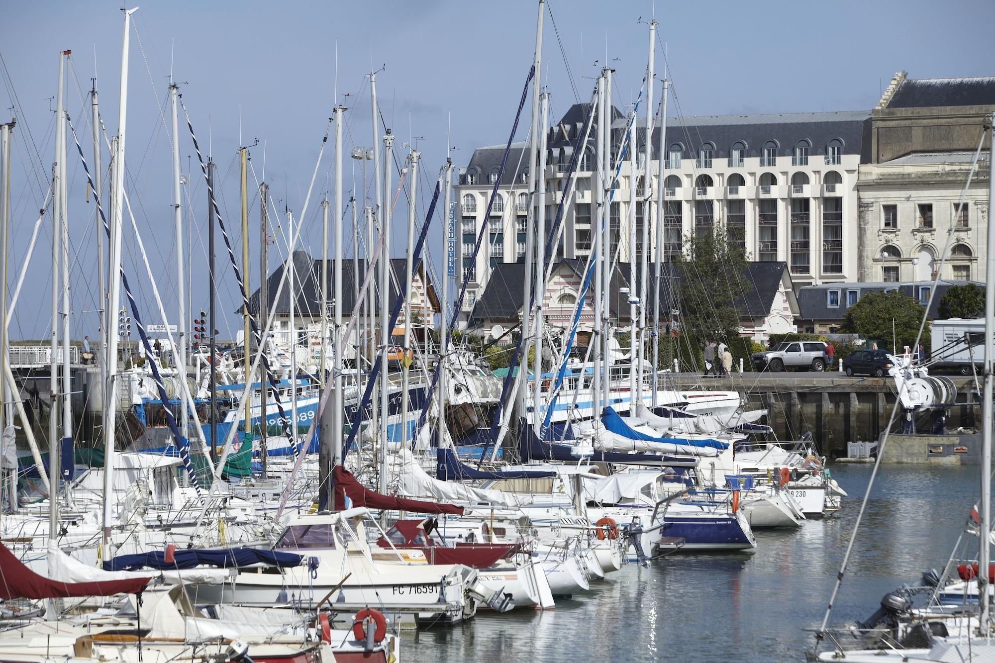 تروفيي سور مير Sowell Residences Le Port المظهر الخارجي الصورة